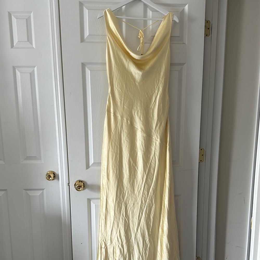 Elegant Yellow Maxi Dress